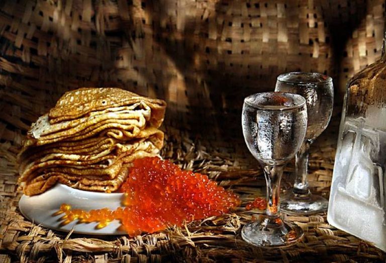 Блины — утром, алкоголь — вечером