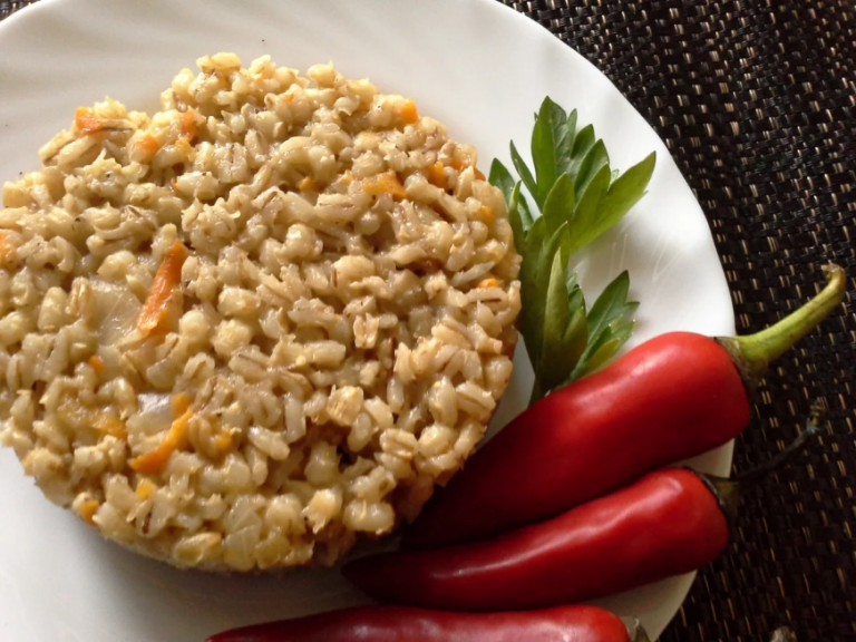 Как вкусно приготовить перловку с овощами