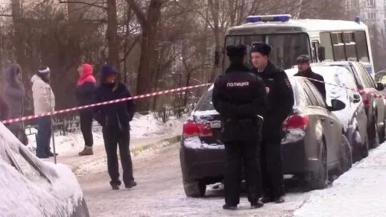 В Москве беременная женщина выкинула в окно 2- месячную дочь подруги
