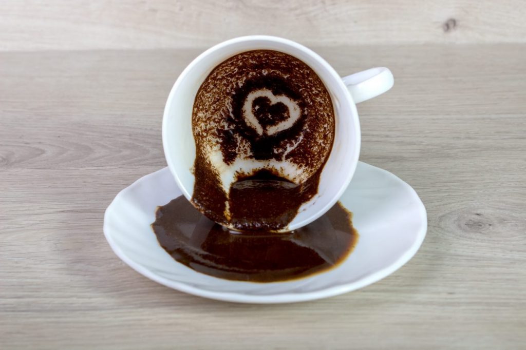 что значит сердце на кофейной гуще