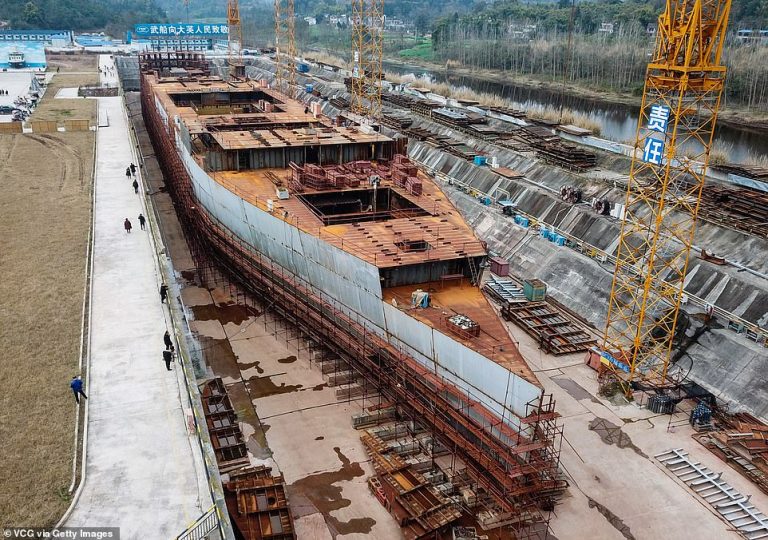 В Китае возводят полноразмерную копию «Титаника»