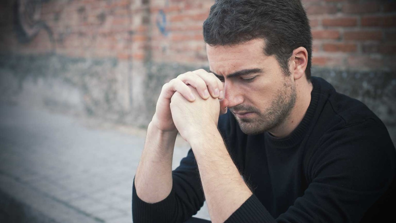 Мужчина вспоминает женщину. Счастье полет. Мотиваторы поддержки в трудную. Книги дышат. Я думал друзей теряют в ссорах.