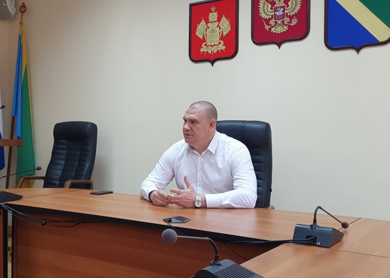 Виталий Мазнинов оценил готовность района к надвигающемуся циклону