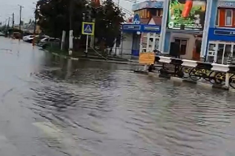В Краснодарском крае подтопления: пострадали Темрюкский район и Анапа
