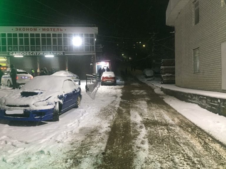 В Туапсинском районе под колесами автомобиля погиб пешеход