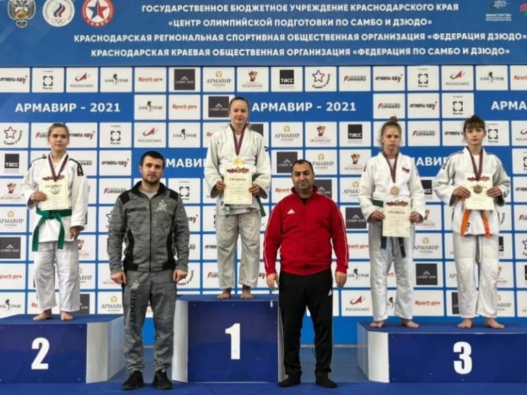 Сборная Туапсинского района по дзюдо взяла золото на первенстве Кубани