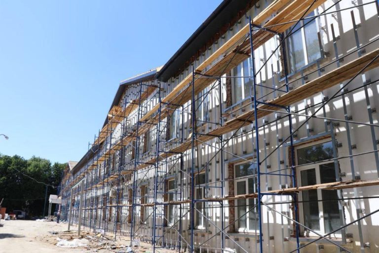 Капитальный ремонт 56 школ проведут на Кубани до конца 2023 года