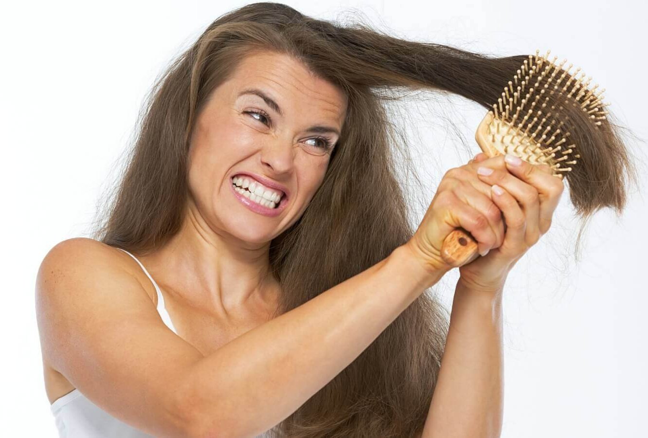 10 вредных привычек для волос
