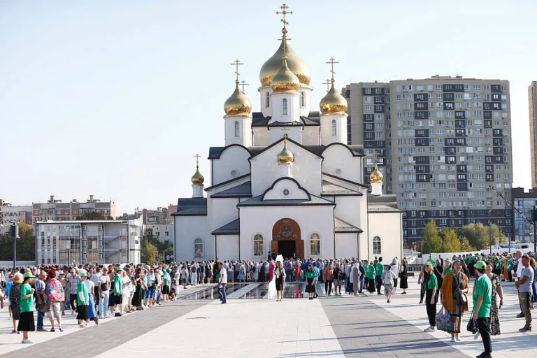На Кубани патриарх Московский и всея Руси Кирилл освятил храм святого равноапостольного князя Владимира
