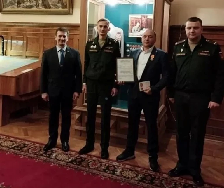 Житель Кубани удостоен медали Министерства обороны РФ за помощь участникам СВО